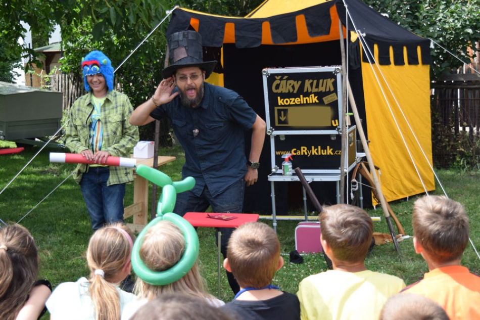 Kouzelník nejen pro děti ČÁRY KLUK Kouzelník nejen pro děti ČÁRY KLUK